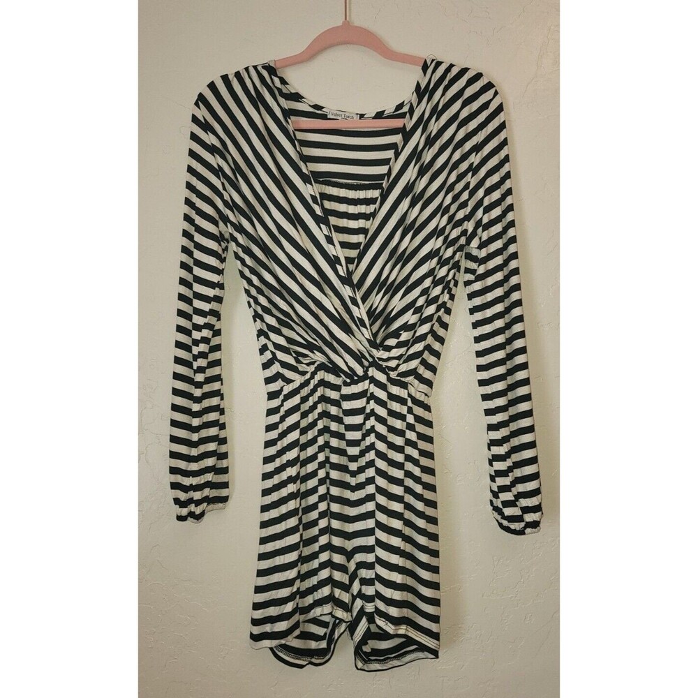 New Velvet Torch Womens Sz L Romper Black Striped Long Sleeve Wrap Front V-Neck